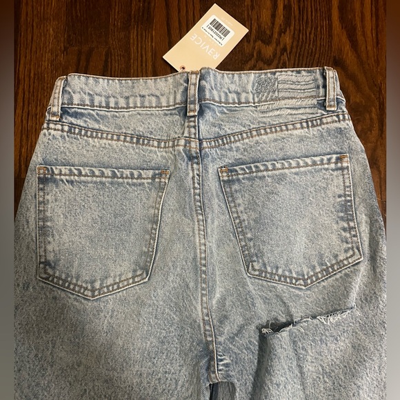 New!!! REVICE Straight Leg Ex-Boyfriend Jeans - Size 28 - Picture 6 of 6